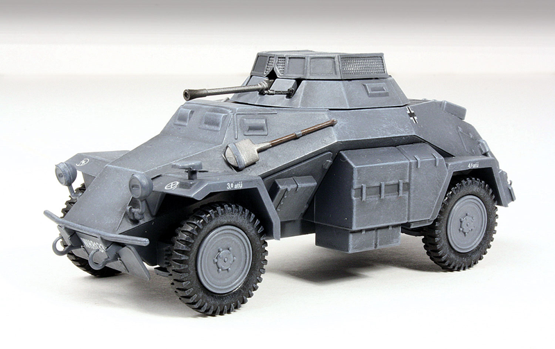 HG1401 Sd. Kfz 222 Leichter Panzerspahwagen 148 Scale - Click Image to Close