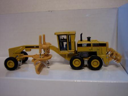 NOR55127 Cat 160H Motor Grader 187 Scale - Click Image to Close