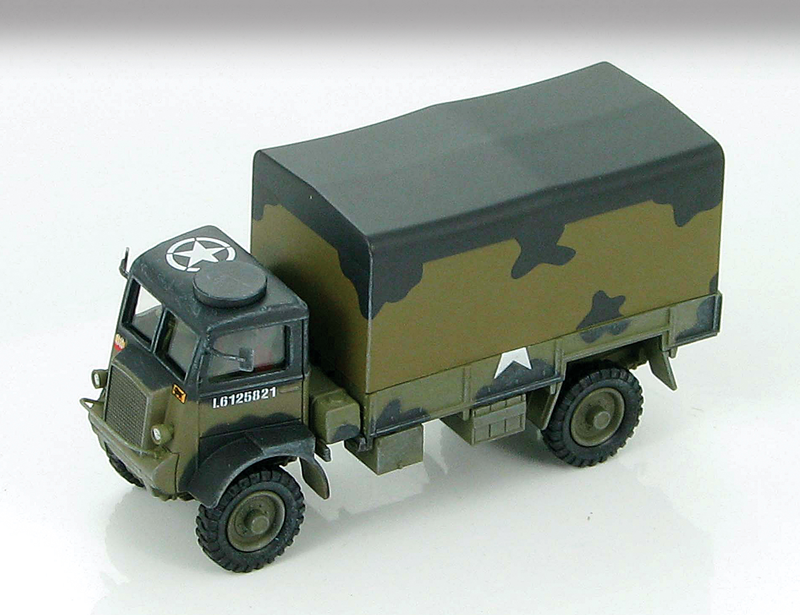 HG4802 Bedford QLD Cargo Truck 172 Scale - Click Image to Close
