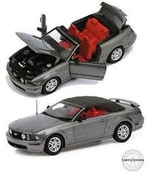 B11E558 Ford Mustang GT Convertible, 2007 Limited Edition - Click Image to Close