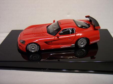 60420 Dodge Viper Competition Coupe Plain Body Version143 scale