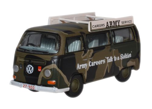 76VW019 VW BAY WINDOW BUS ARMY CAREERS AUSTRALIA 176 SCALE 76VW019 VW BAY WINDOW BUS ARMY CAREERS AUSTRALIA 176 SCALE
