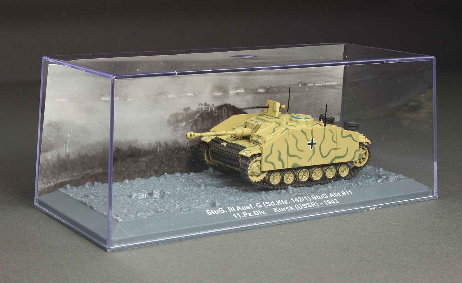 95883 StuG.III Ausf. G 172 Scale