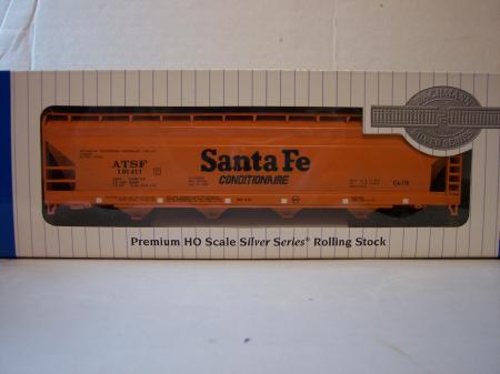 BAC 17502 56 ACF Center Flow Hopper Santa Fe (Orange) HO Scale