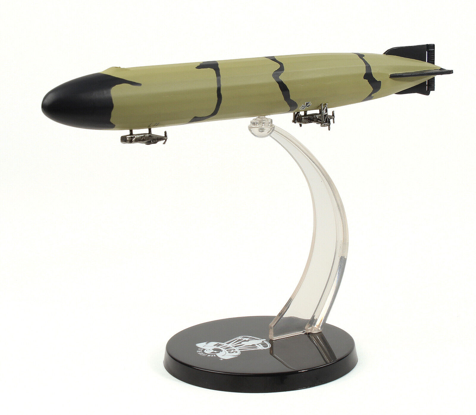 WW19901 P-Class Zeppelin LZ41 ( L11 ) Germany , 1915 1/700 Scale