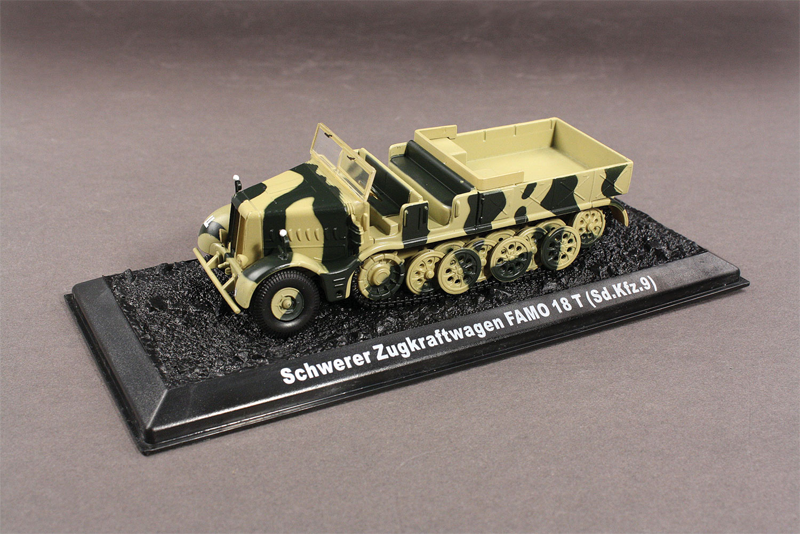 BL18600 Sd.Kfz.9 "Famo" HalfTrack 172 Scale