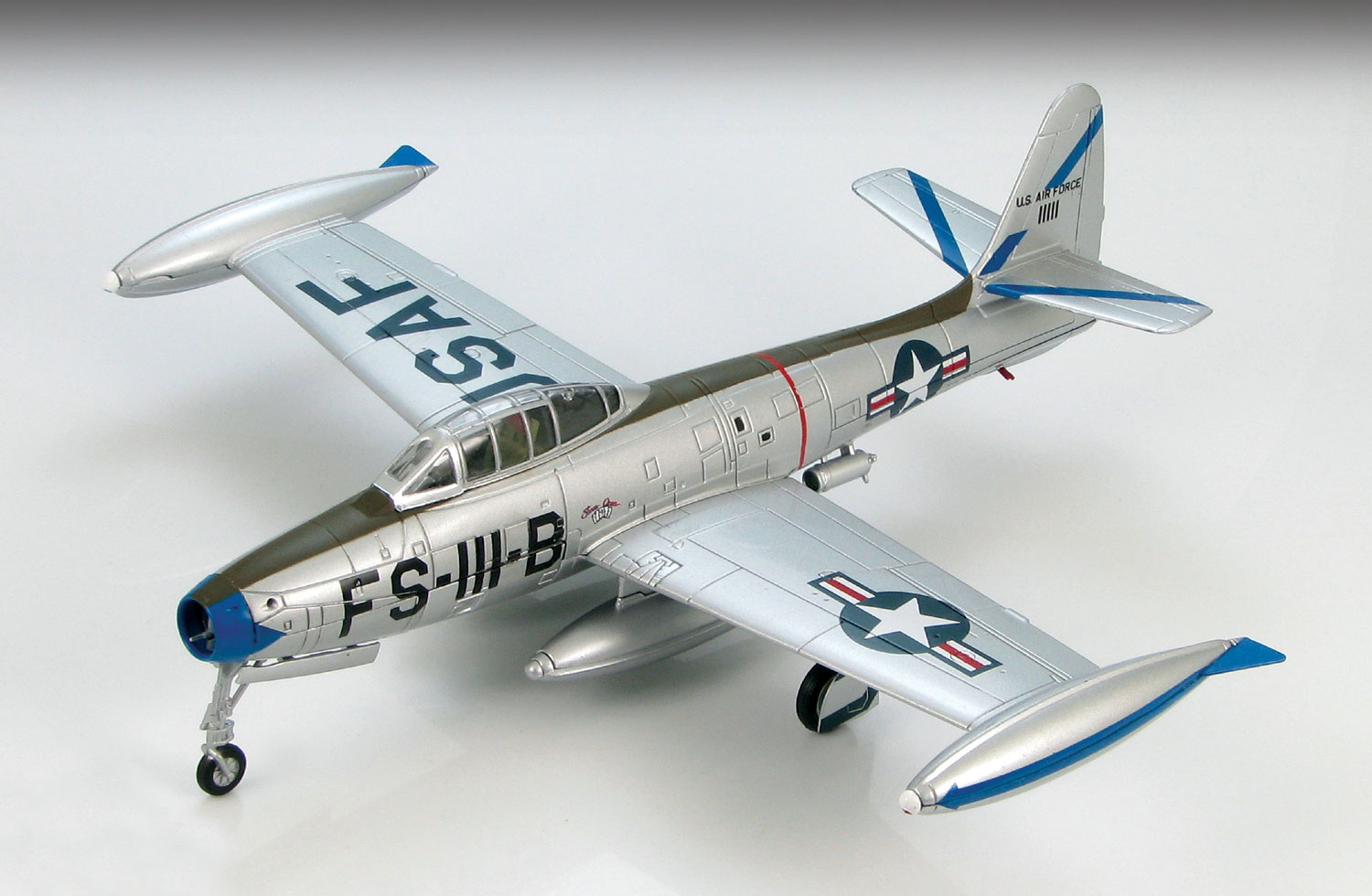 SM6009 F-84G Thunderjet 69th Fighter Bomber Sqn 1952 172 Scale